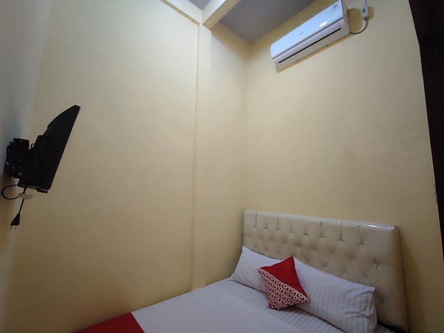 スーパー OYO 93591 ペンギナパン DVN & TMY パンカラン バライ