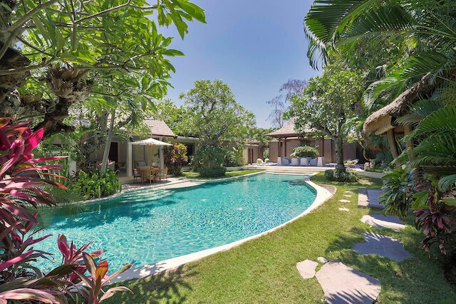 ラタリアナ、スミニャック