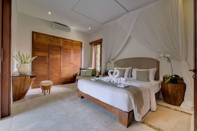 ラタリアナ、スミニャック