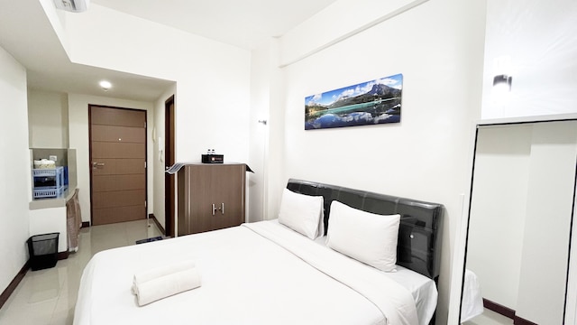 Vidaビューマカッサルアパートメントのコンパクトスタジオルーム