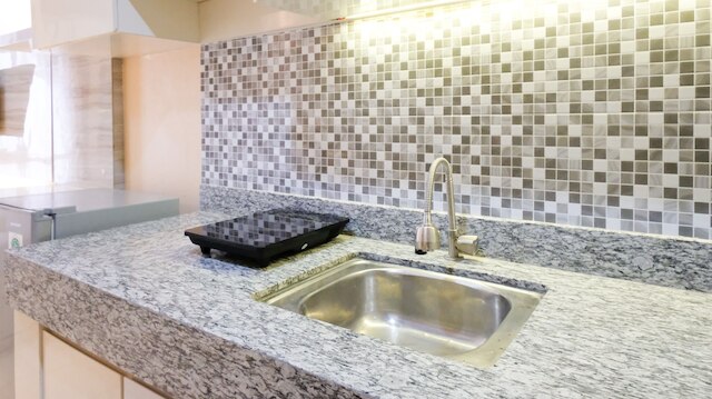 戦略的で居心地の良いリビングスタジオバレヒンギルアパートメント