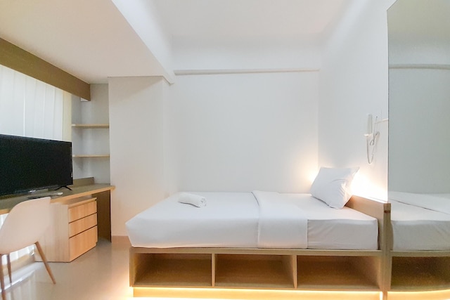 ラグジュアリースタジオタマンメラティシンドゥアディアパートメント