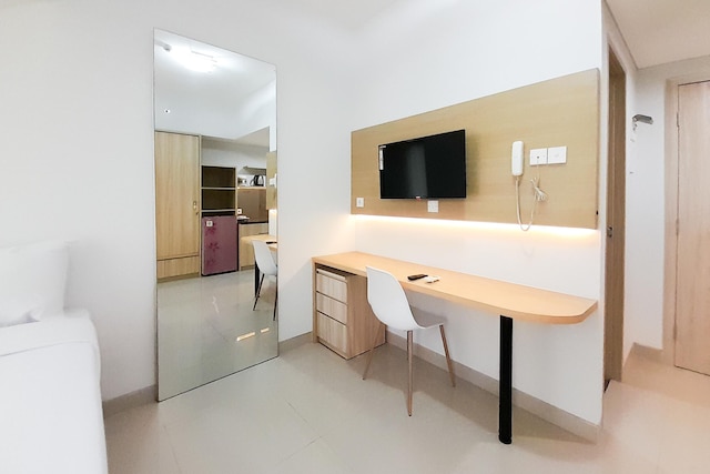 ホーミースタジオ・アット・タマンメラティシンダウアディアパート