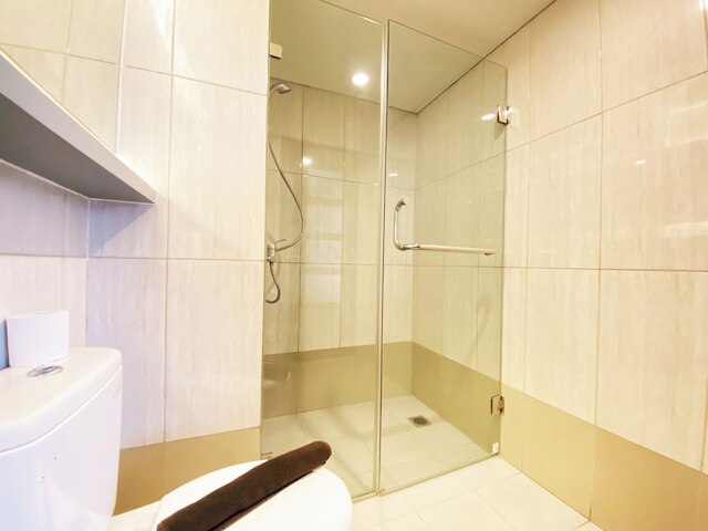 タマンサリラグランデのモダンスタジオルームアパートメント