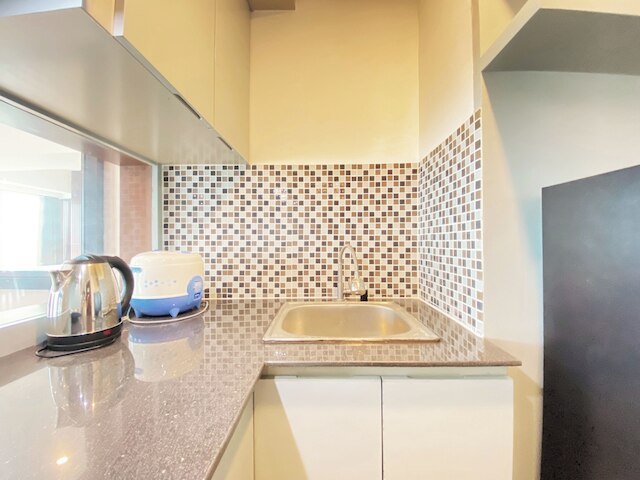 タマンサリラグランデのモダンスタジオルームアパートメント