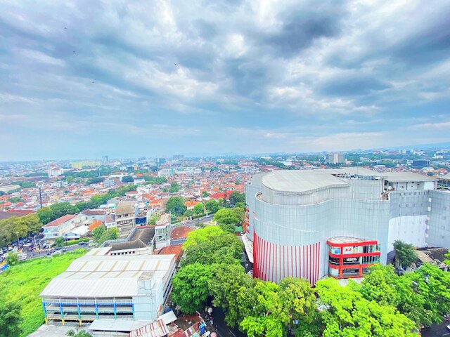 タマンサリラグランデのモダンスタジオルームアパートメント