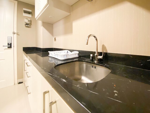 マーキス・ド・ラファイエット・アパートメントの快適でミニマリストなスタジオ