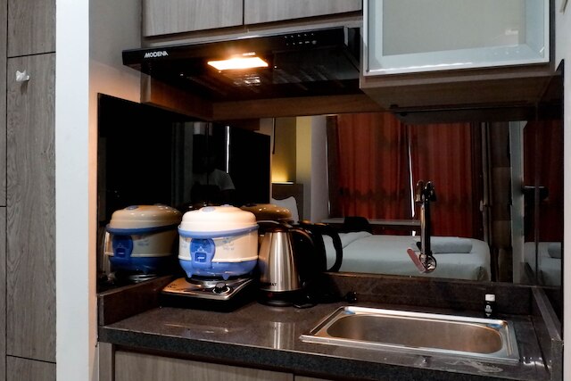 モダンで最高の眺めのスタジオアパートメントタマンメラティスラバヤ