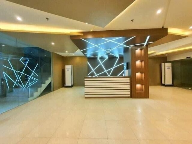 セブルームズ-サンビダタワー