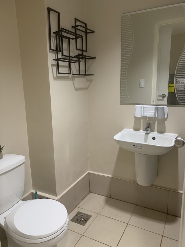 セブルームズ-サンビダタワー