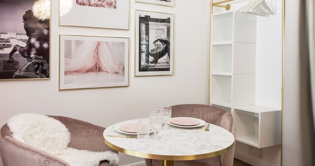 ニコライ ホームズ