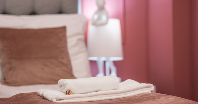 ニコライ ホームズ