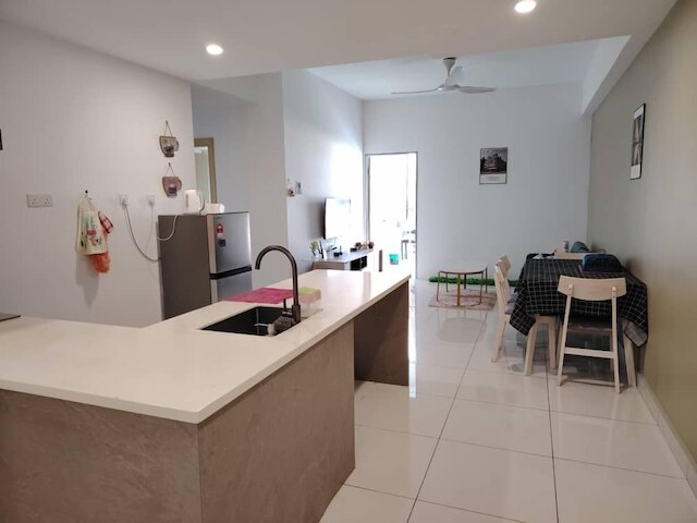 ミッド バレー メガモール ビュー サウスキー モザイク 3ベッドルーム 2フリー by Natol