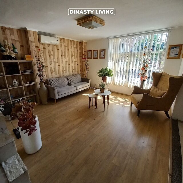 ダイナスティ リビング ゲストハウス シャリア