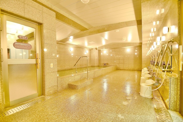 京都ユニバーサルホテル烏丸