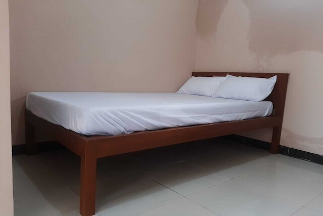 ホテル O シャギタ コス & ペンギナパン シャリア