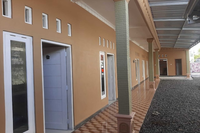 ホテル O シャギタ コス & ペンギナパン シャリア