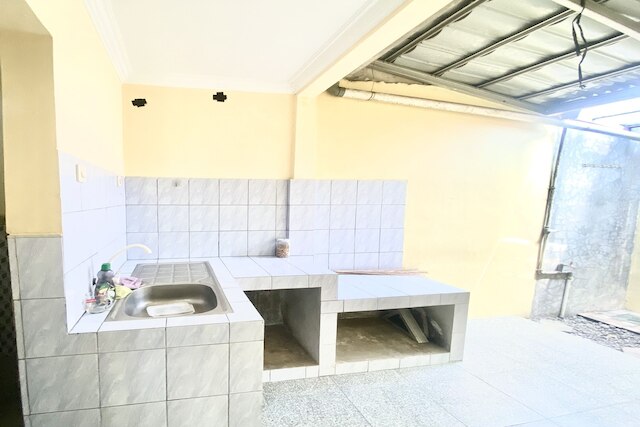 キャピタル O 93601 マンダ ホームステイ シャリア