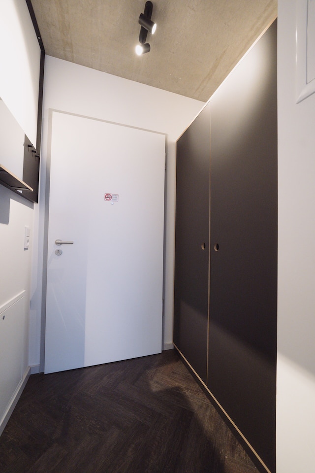 ネオアパートメンツ