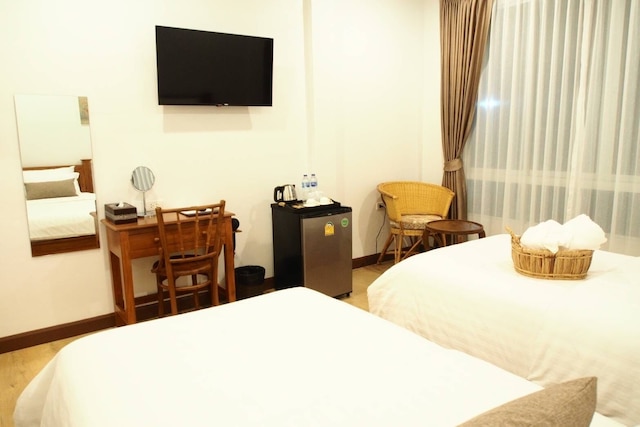 ロミエン・カフェ・ホームステイ