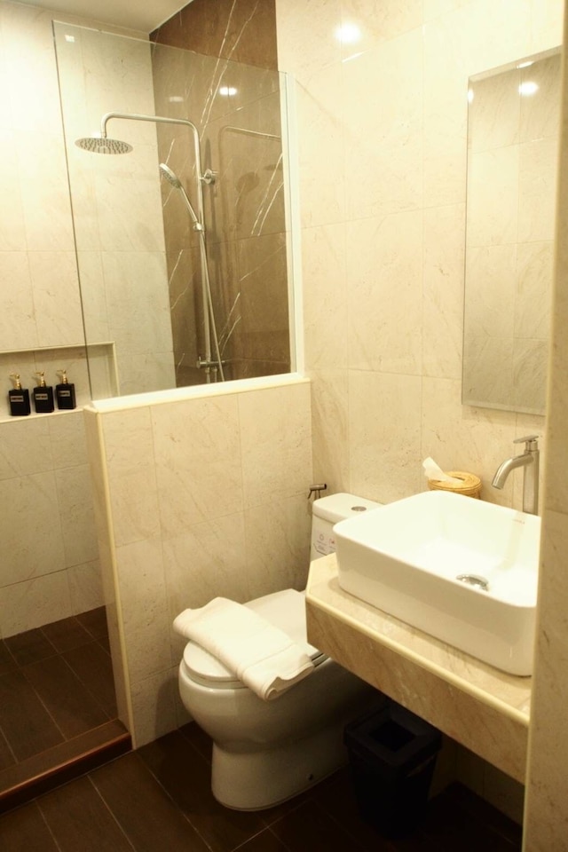 ロミエン・カフェ・ホームステイ