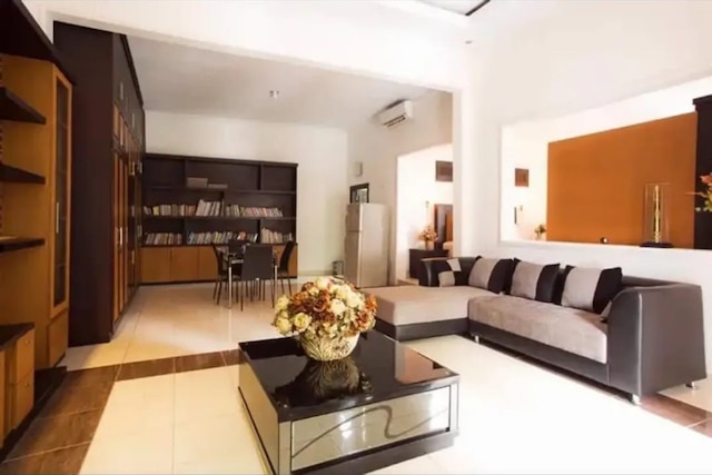 オマ・デマック・イジョ・バイ・オキューピード