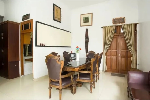 オマ・デマック・イジョ・バイ・オキューピード