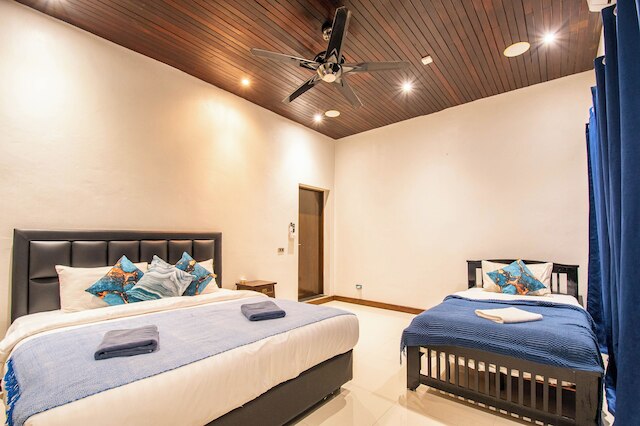 シーサイド ヴィラ 2 プール ビーチ アット 50m