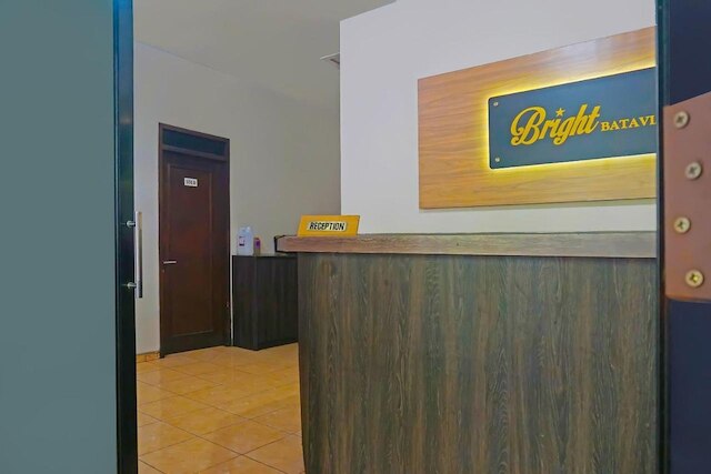 ブライト バタヴィア コタ トゥア