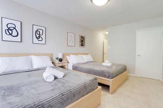 エクスクルーシブコンドウィズジムインクリスタルシティ