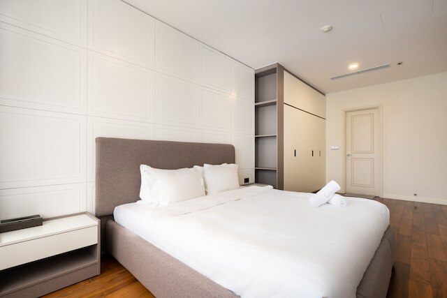 ロッソセントラル - マディソンビルディング D1