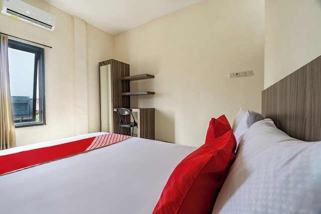 ホテル O ウノ ホームステイ シャリア