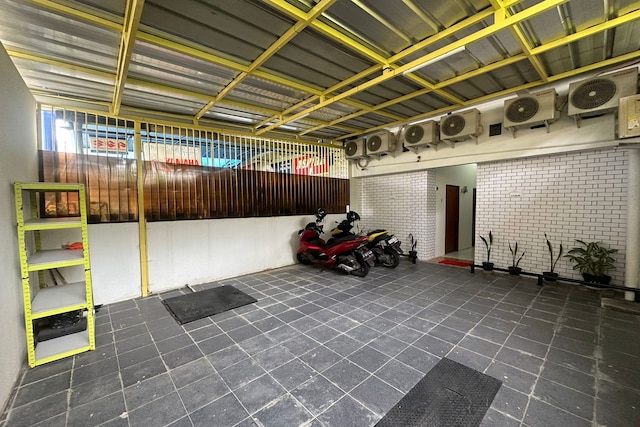 スポット オン 93624 ダマイ 3 ゲストハウス シャリア