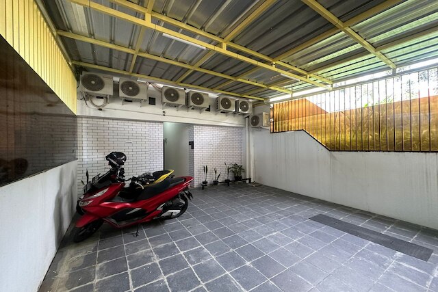 スポット オン 93624 ダマイ 3 ゲストハウス シャリア