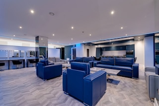 テンプル コート キャバン クオーター アパートメンツ