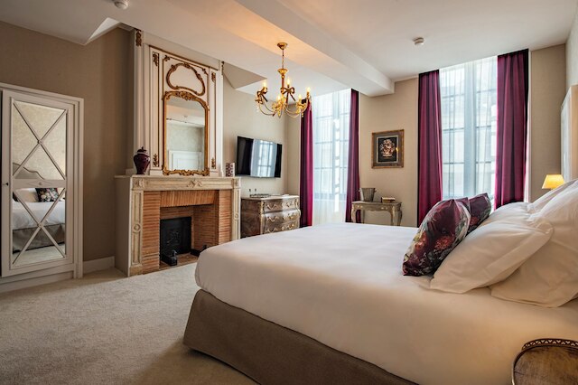 オテル ドゥ ラ ポスト ア アヴァロン、ブルゴーニュ