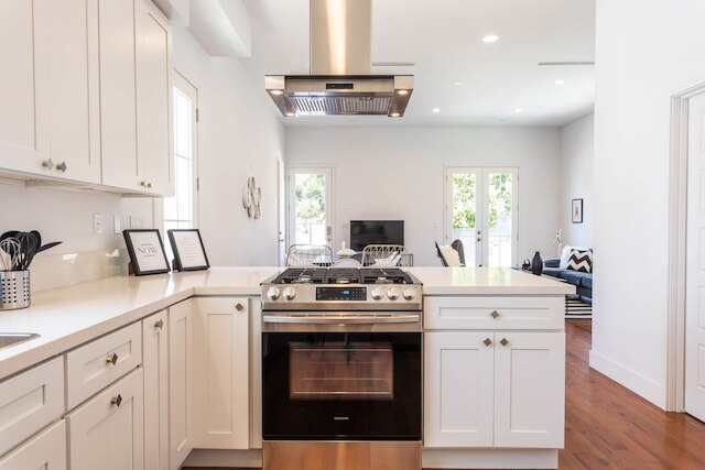 アバンステイバイインスアマゾンスタジオまで100メートル