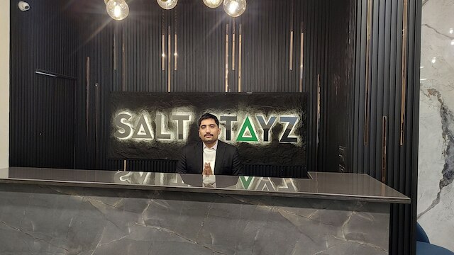 ソルトステイズ セレクト - ネーループレイス & ニュー フレンズ コロニー