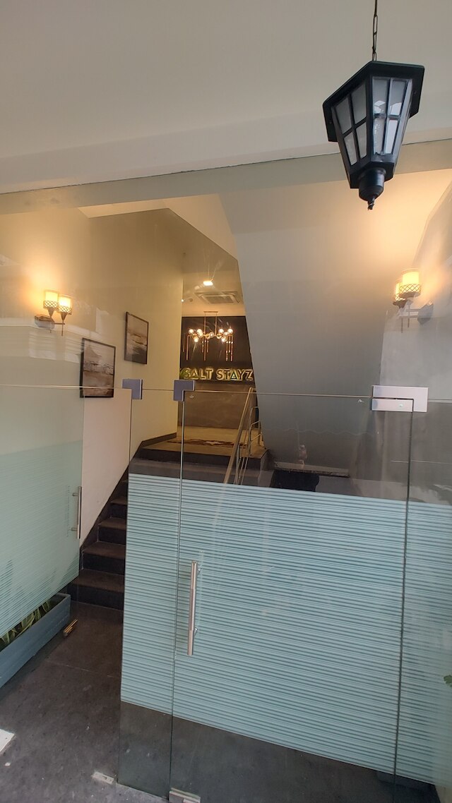 ソルトステイズ セレクト - ネーループレイス & ニュー フレンズ コロニー