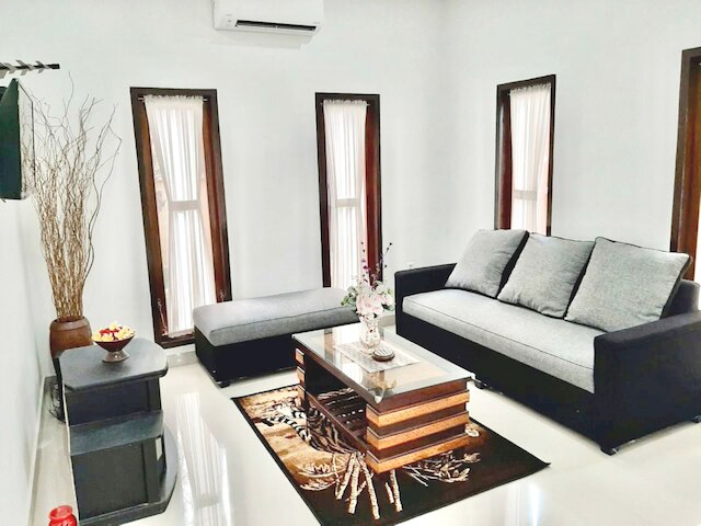 ベルヴィラ セレーン ピクチャレスク ニア モンキー フォレスト ニア プラ ティルタ タワー