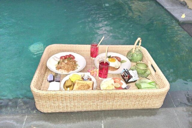 ベルヴィラ セレーン ピクチャレスク ニア モンキー フォレスト ニア プラ ティルタ タワー