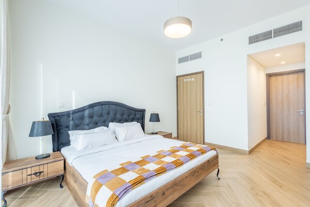 スーパーホスト - シックなモダン1BR アパート リトリート、 シティビュー付き