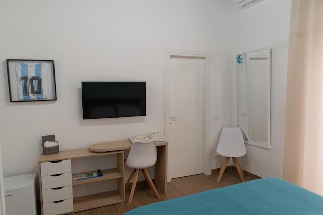 はい、私の部屋を知っています - ストリコ