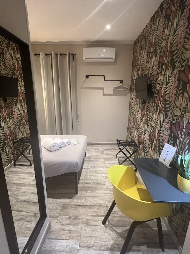 カラソーデザインゲストハウス - ローマ空港