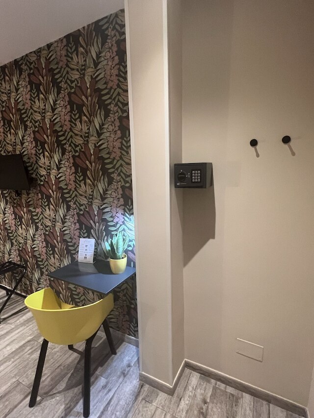 カラソーデザインゲストハウス - ローマ空港