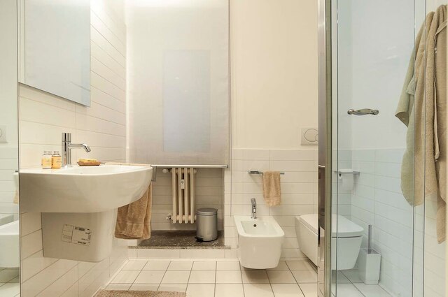 ローマのスペイン広場で - 歴史的なパラッツォのモダンデザインの上品なアパート