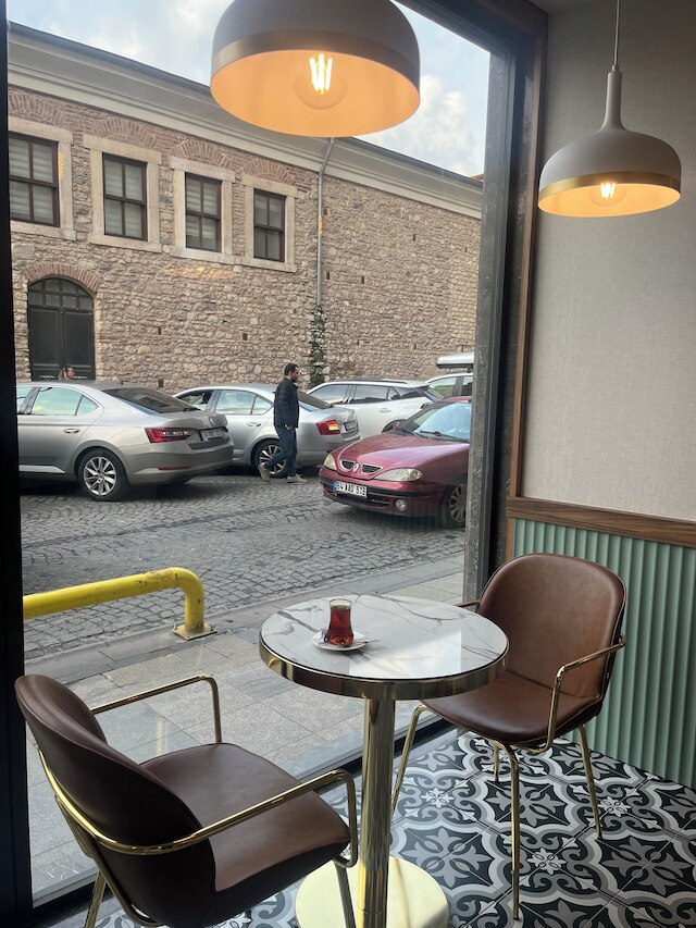 アイリス ハン ホテル