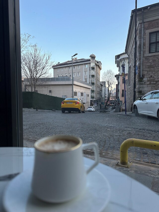 アイリス ハン ホテル