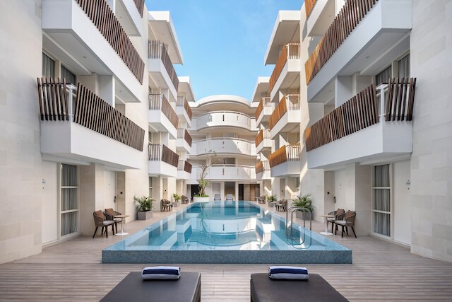 ホリデイ イン エクスプレス バリ サンセットロード by IHG