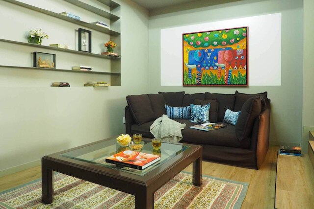 ハンブルゴ アトリエ バイ ザ ローカル ウェイ